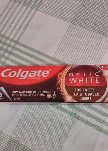 Colgate Optic White Kahve, Çay ve Tütün Lekesi Diş Macunu 50 ml