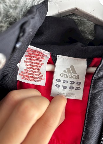 Siyah Adidas Kadın Kaban, Uzun Kollu, Kapüşonlu - Görsel 2