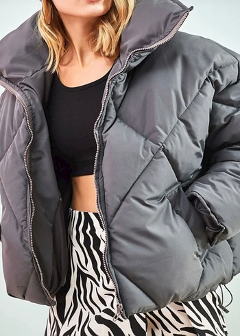 Siyah Kadın Oversize Kışlık Mont