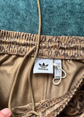 Adidas mono - Görsel 2