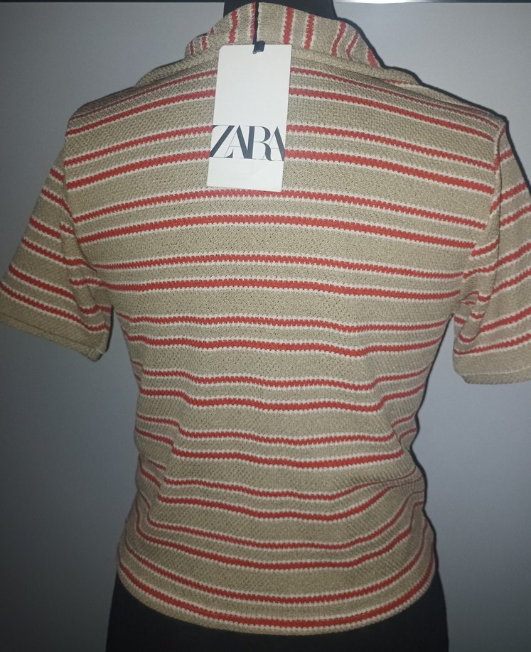 V Yaka Kısa Kollu Bej Triko Bluz - Görsel 2