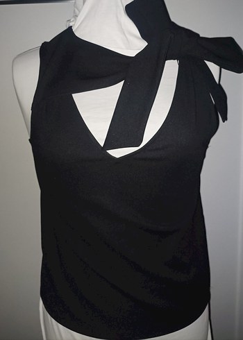 Drapeli V Yaka Kolsuz Beyaz Bluz - Görsel 4