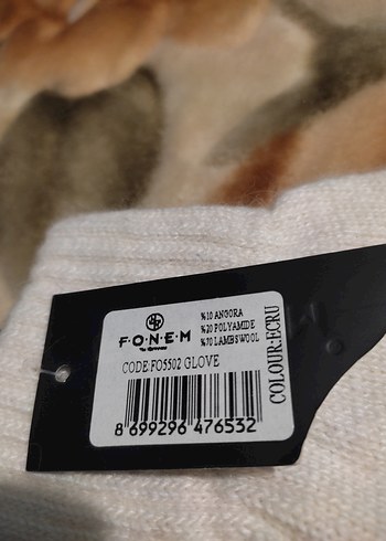 Ekru Yünlü Kadın Eldiveni - Görsel 3