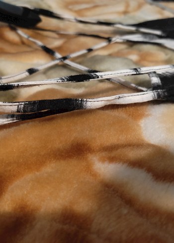 Bohem Siyah Beyaz İnce Askılı Üst - Görsel 6