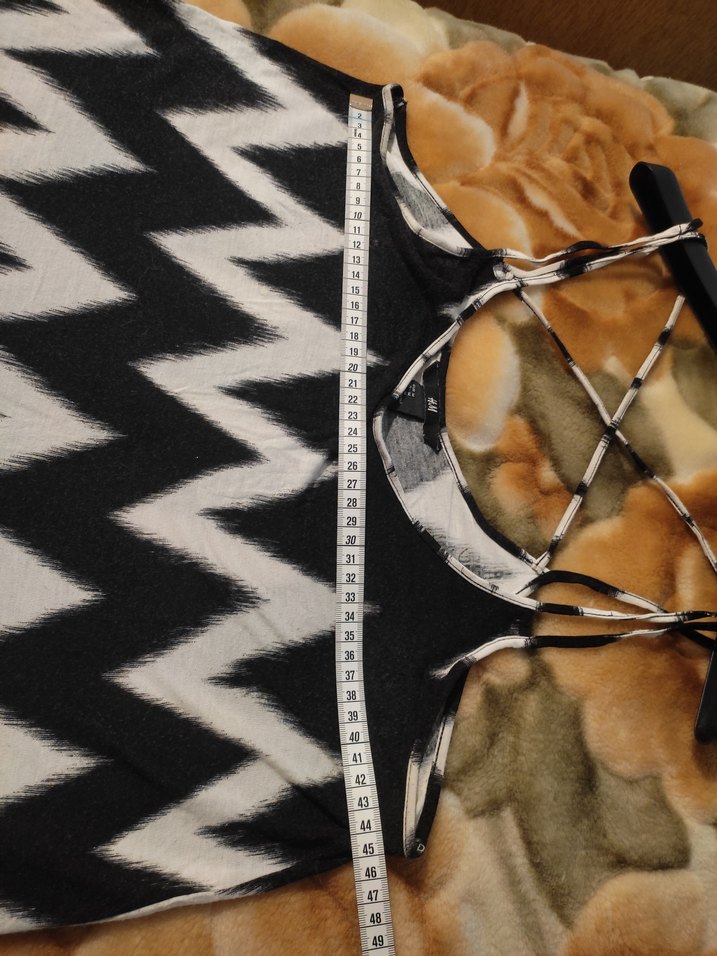 Bohem Siyah Beyaz İnce Askılı Üst - Görsel 4