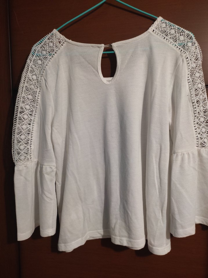 Dantel Detaylı Beyaz Kadın Bluz - Görsel 2