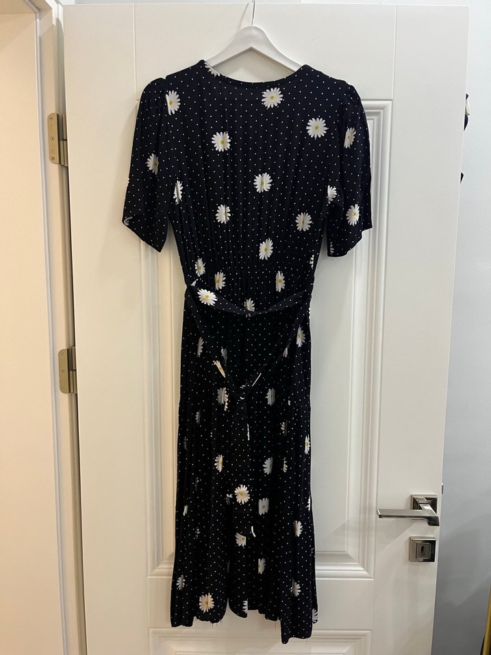 Siyah Papatya Desenli Uzun Elbise - Görsel 2