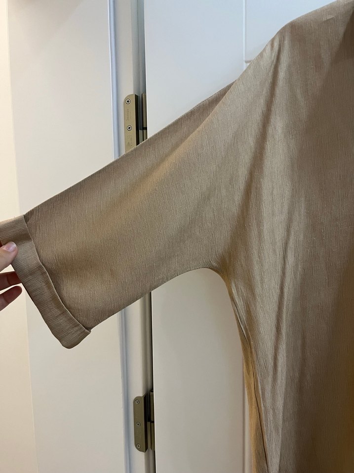 Bej Düğmeli Keten Midi Gömlek - Görsel 4