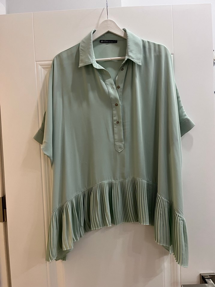 Piliseli Mini Yeşil Şifon Kadın Bluz - Görsel 2