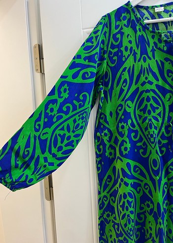 Renkli V Yaka Uzun Salaş Kadın Elbise - Görsel 3