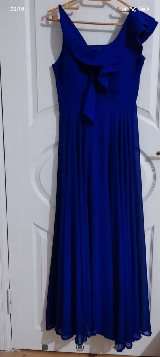 Uzun Mavi Drapeli V Yakalı Kadın Abiye - Görsel 3