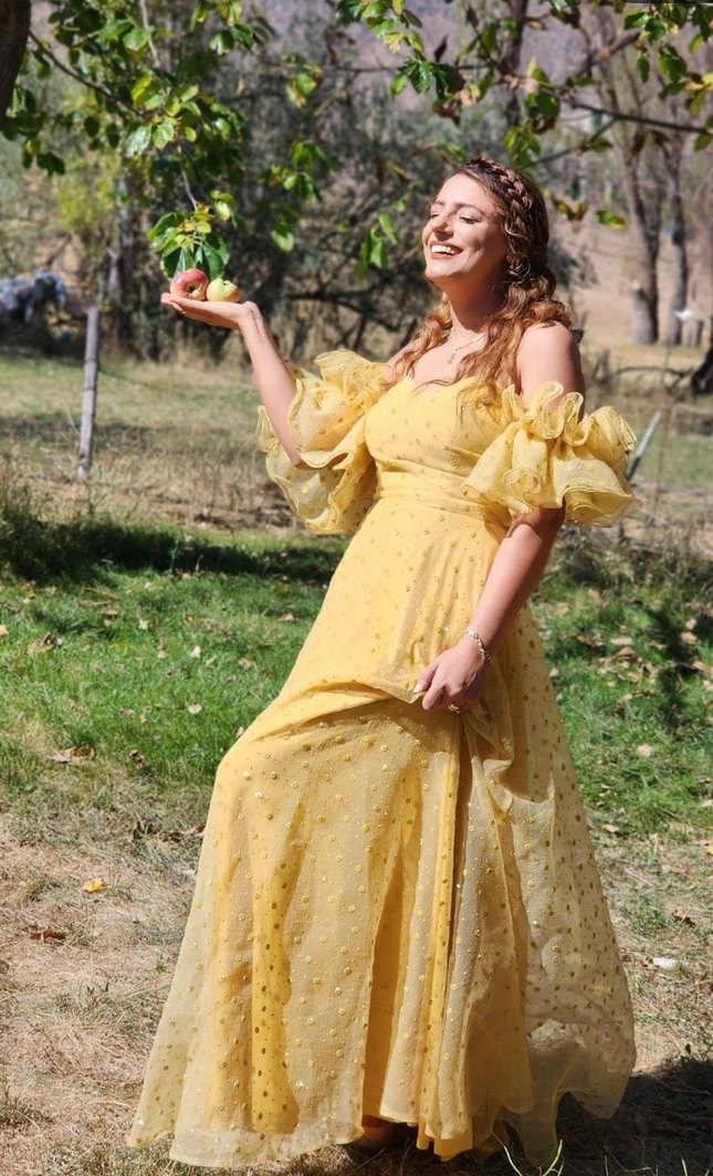 Sarı Nakışlı Bohem Uzun Abiye Elbise - Görsel 2