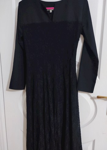 Dantel Detaylı Siyah Uzun Kollu V Yaka Elbise - Görsel 4