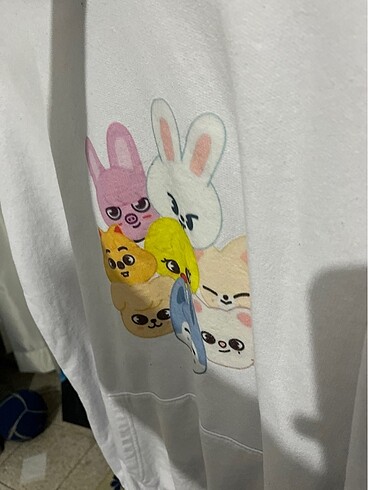 l Beden Stray kids Skzoo sweetshirt