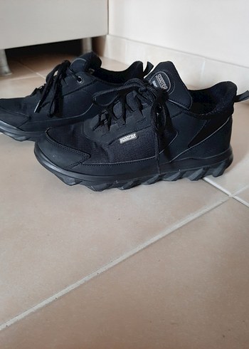 Diğer Siyah Bagcikli Outdoor Ayakkabi