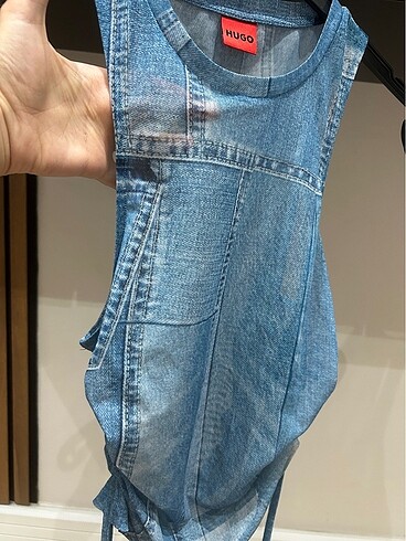 Hugo Boss Hiç giyilmedi