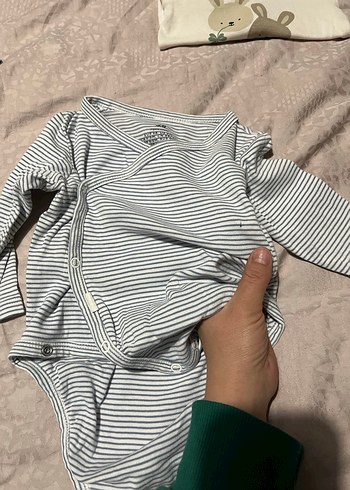 Hm marka 4 adet uzun kollu çıtçıtlı body - Görsel 4