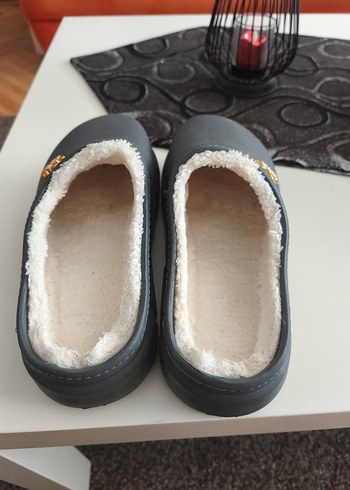 Diğer Gri Kadın Peluş Ev Terliği
