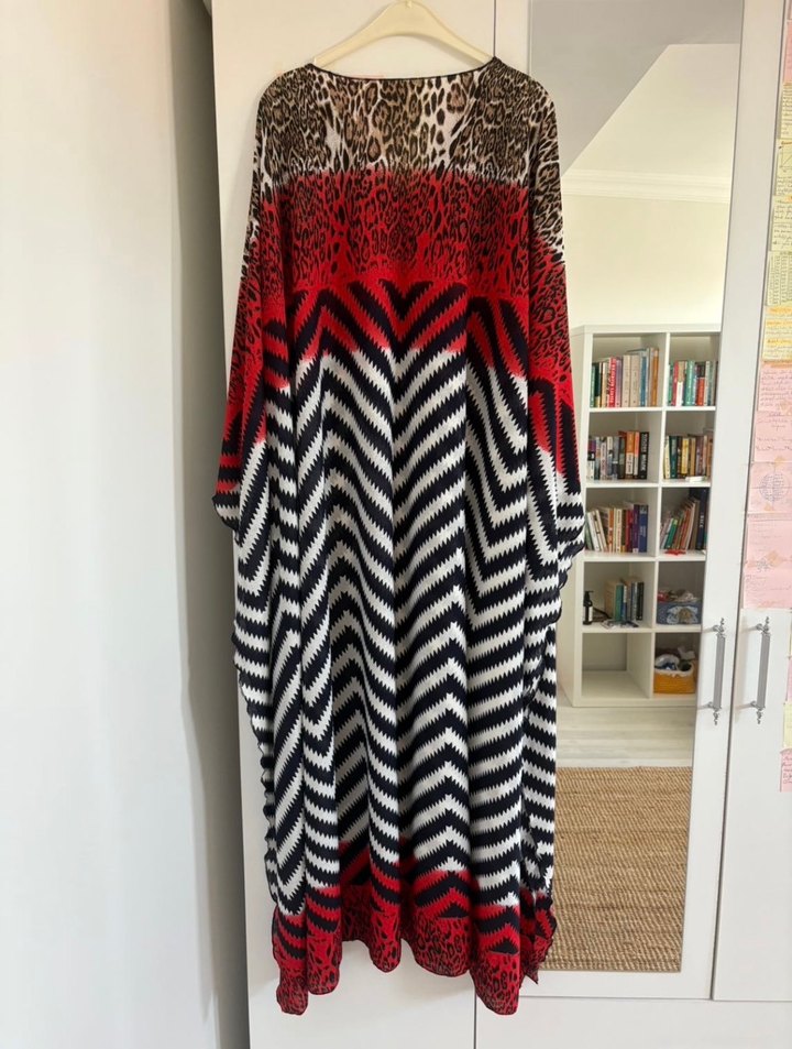 Desenli pareo - Görsel 3