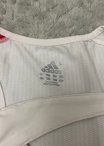 Beyaz Kırmızı V Yakalı Spor Atlet - Görsel 2