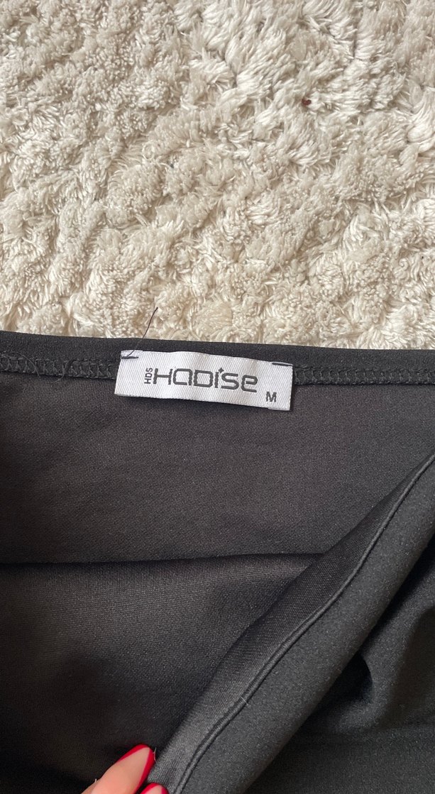 Siyah crop - Görsel 2