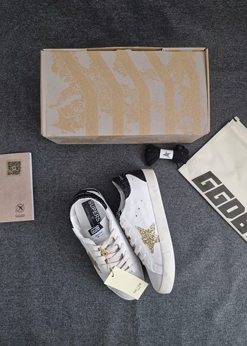 Golden Goose Deluxe Golden Goose Deluxe