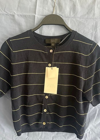 Zara Siyah Düğmeli Kısa Kollu Hırka - Görsel 3