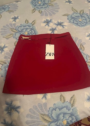 Zara Kirmizi Mini Etek