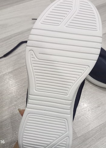 Siyah Bağcıklı Kadın Spor Ayakkabı - Görsel 4