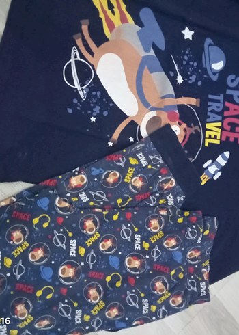 Erkek Çocuk Uzay Temalı Kısa Kollu Pijama - Görsel 3