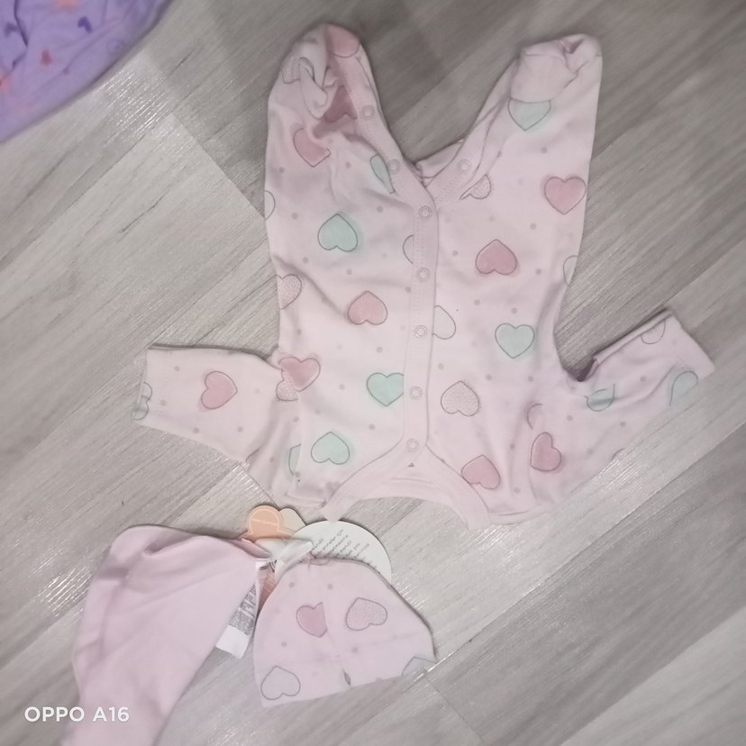 Renkli Baskılı Bebek Kız Tulum Dantel Detaylı - Görsel 4