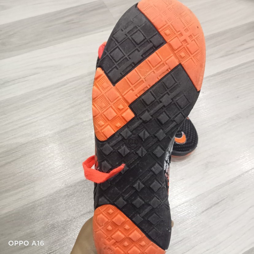 Turuncu Erkek Futbol Ayakkabısı Velcro - Görsel 3