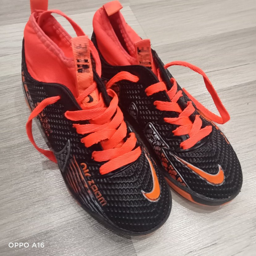 Turuncu Erkek Futbol Ayakkabısı Velcro - Görsel 2