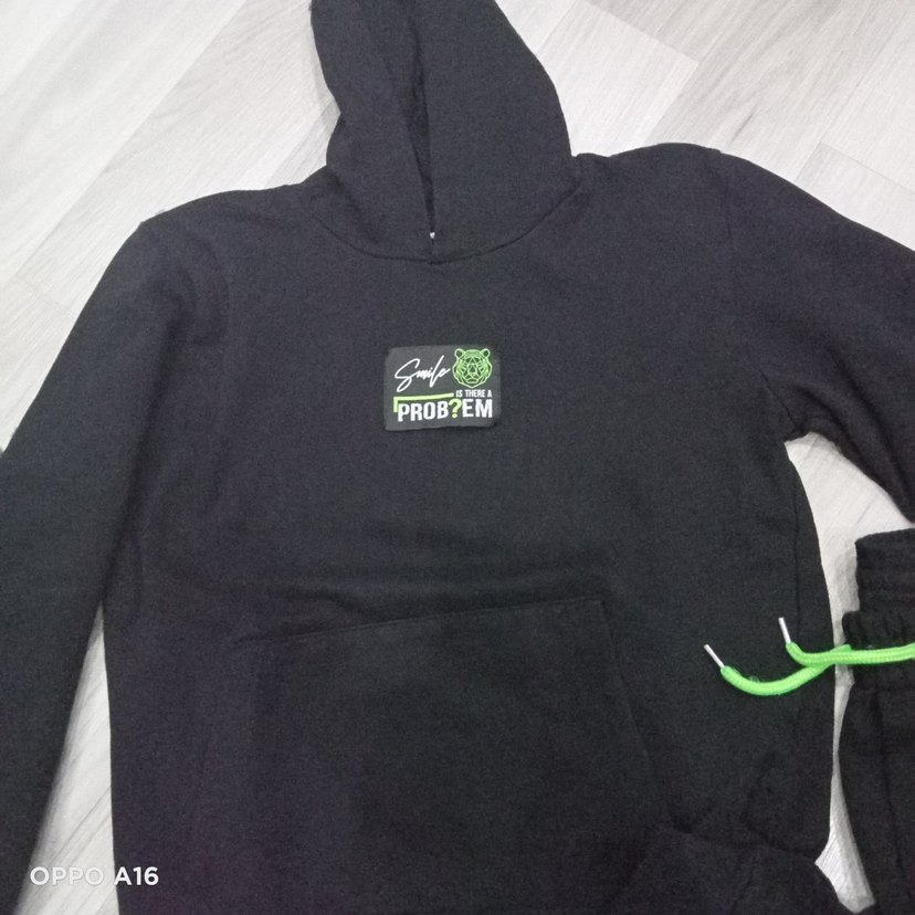 Siyah Erkek Çocuk Kapüşonlu Sweatshirt ve Eşofman - Görsel 2