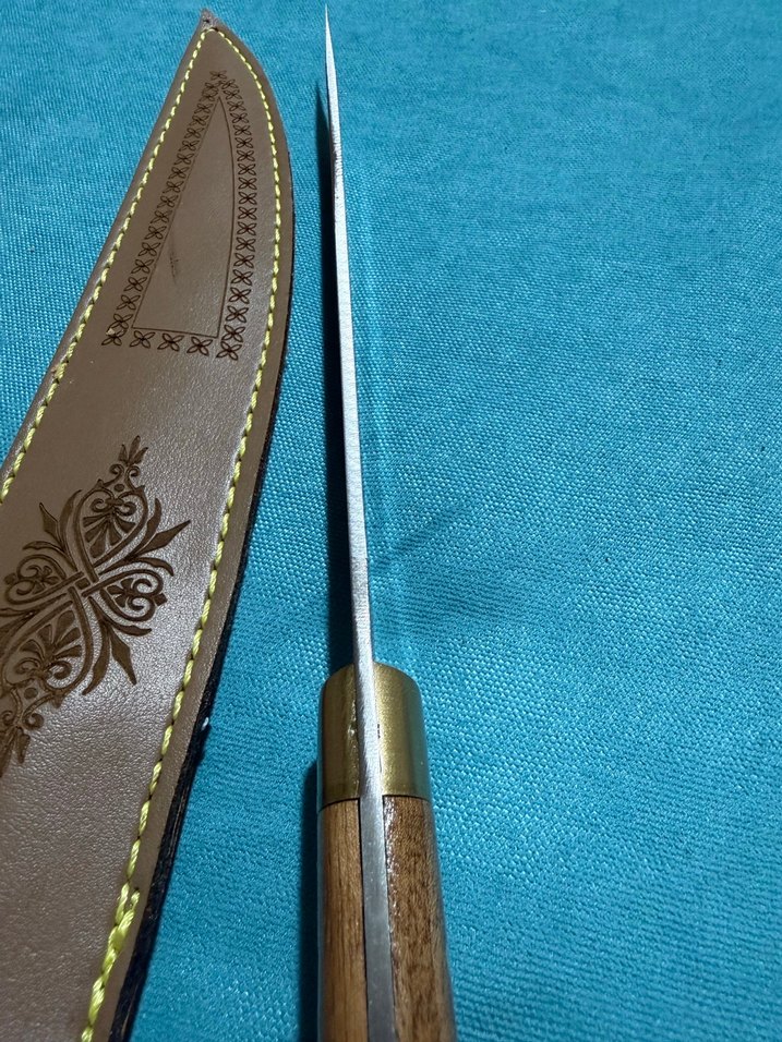 Kahverengi Saplı Kılıflı Keskin Bıçak - Görsel 3