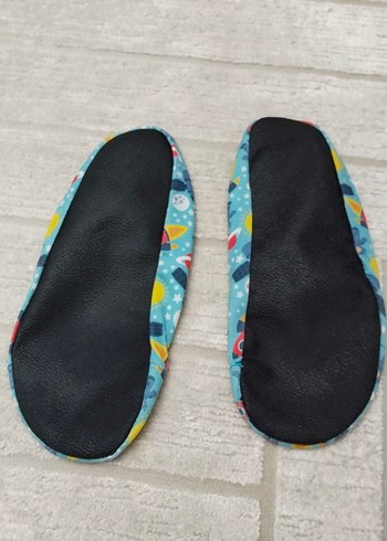 Renkli Uzay Desenli Erkek Çocuk Terlik - Görsel 2