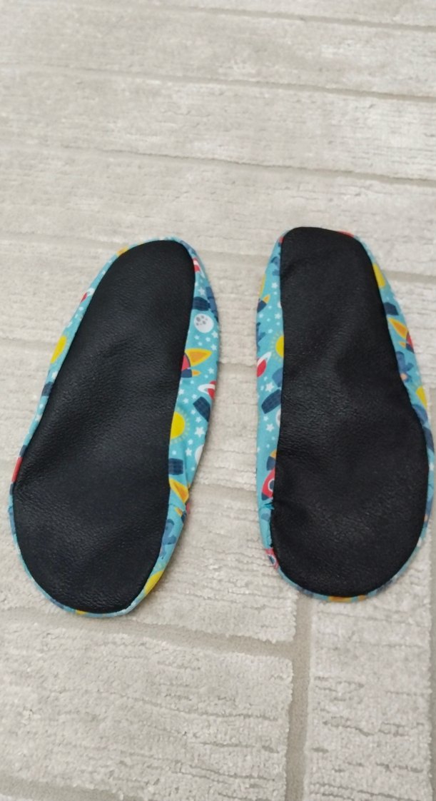 Renkli Uzay Desenli Erkek Çocuk Terlik - Görsel 2