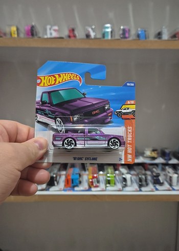 Hot Wheels Mor '91 GMC Syclone Oyuncak Araba