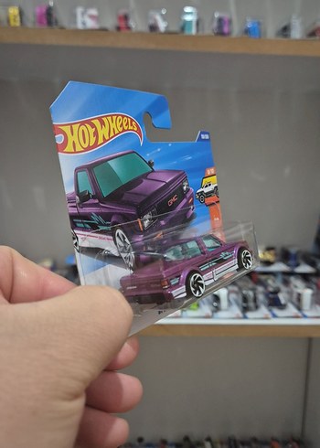 Hot Wheels Mor '91 GMC Syclone Oyuncak Araba