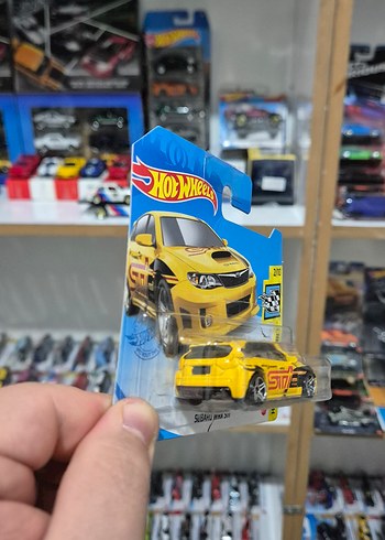 Sarı Hot Wheels Subaru WRX STI Oyuncak Araba