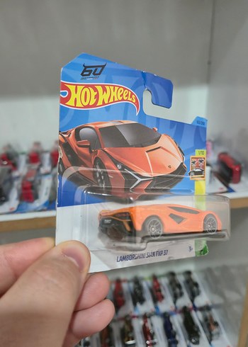 Beden Turuncu Lamborghini Sian Oyuncak Araba