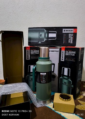 Stanley Classic Siyah Termos Şişe 1.4L - Görsel 3