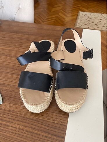 #oysho sandalet