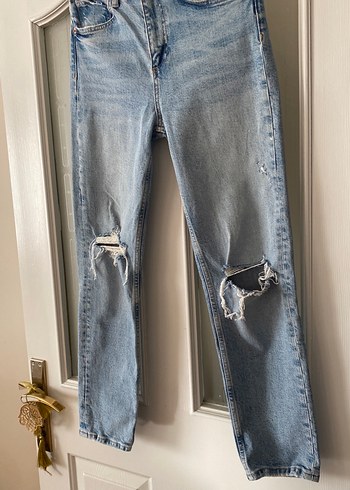 Kadın Mavi Yırtık Regular Fit Midi Kot Pantolon - Görsel 3