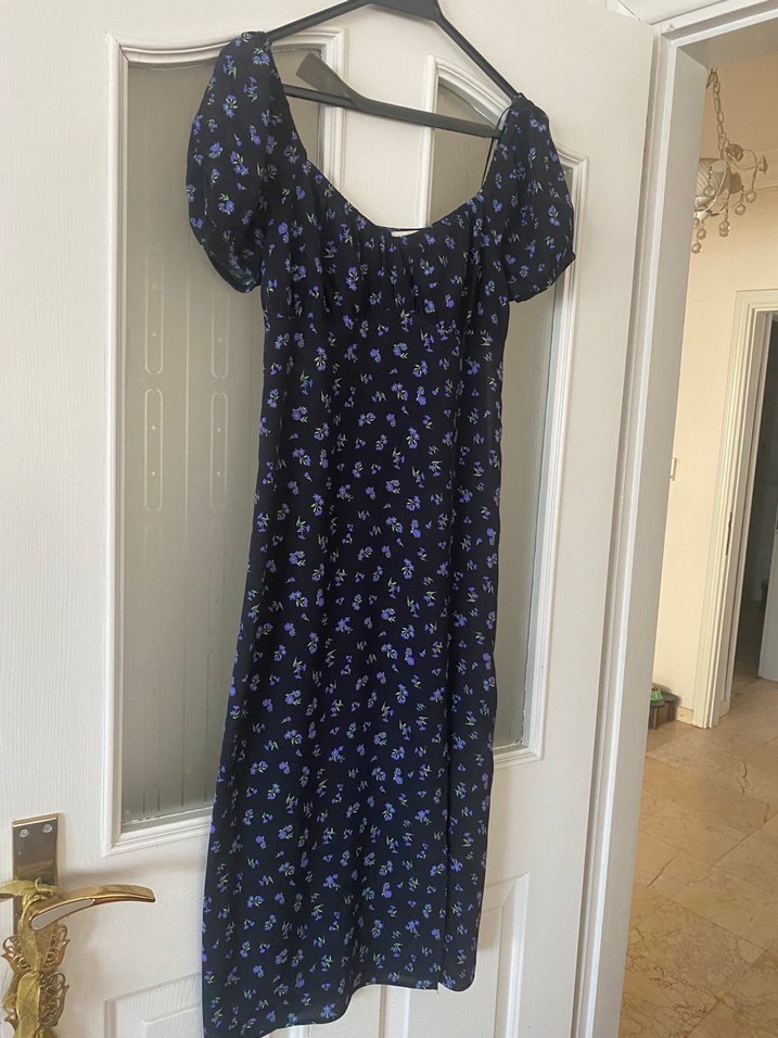 Mavi jeans öpücük yaka yırtmaçlı elbise - Görsel 3