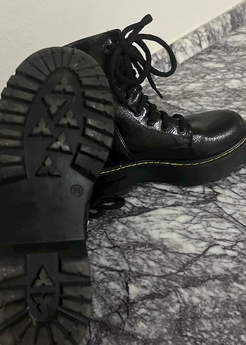 36 Beden Siyah Platform Topuklu Bot