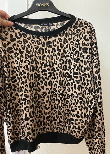 m Beden Kahverengi Leopar Desenli Kadın Sweatshirt