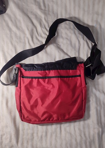 Kırmızı Siyah Omuz Çantası - Görsel 4