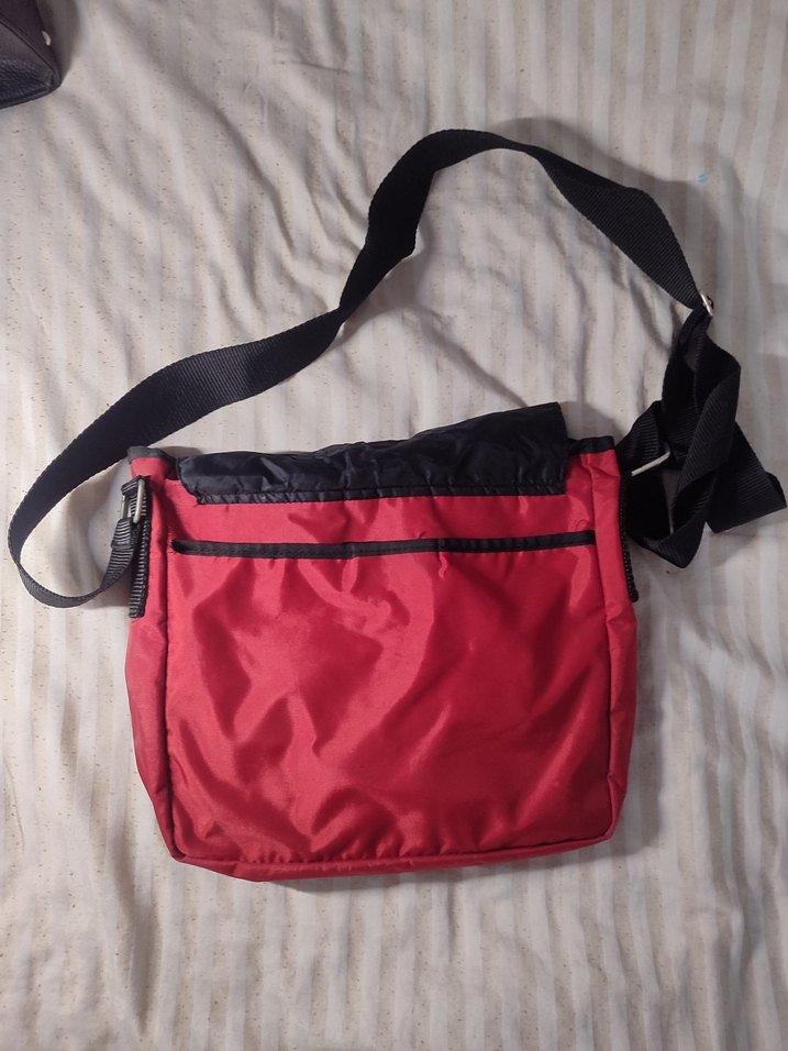 Kırmızı Siyah Omuz Çantası - Görsel 4