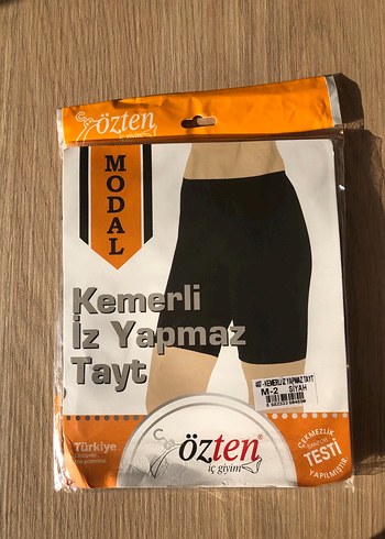 Özten Siyah Kemerli İz Yapmaz Mini Tayt